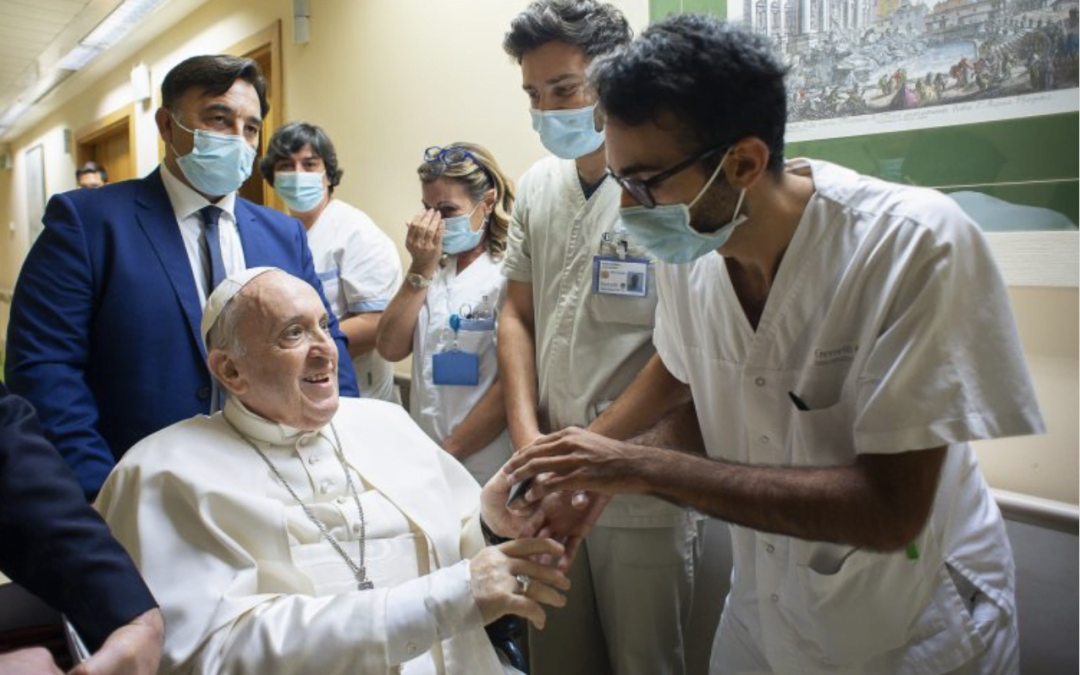 OREMUS PRO PONTIFICE NOSTRO