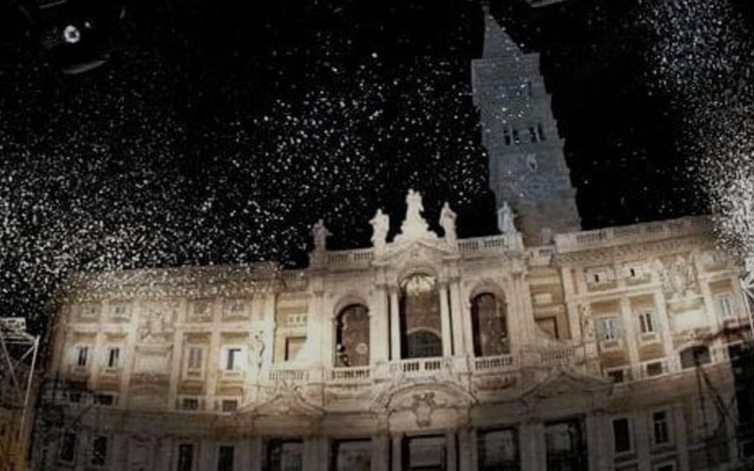 Santa Maria Maggiore, il miracolo della neve e il cuore di Roma che prega